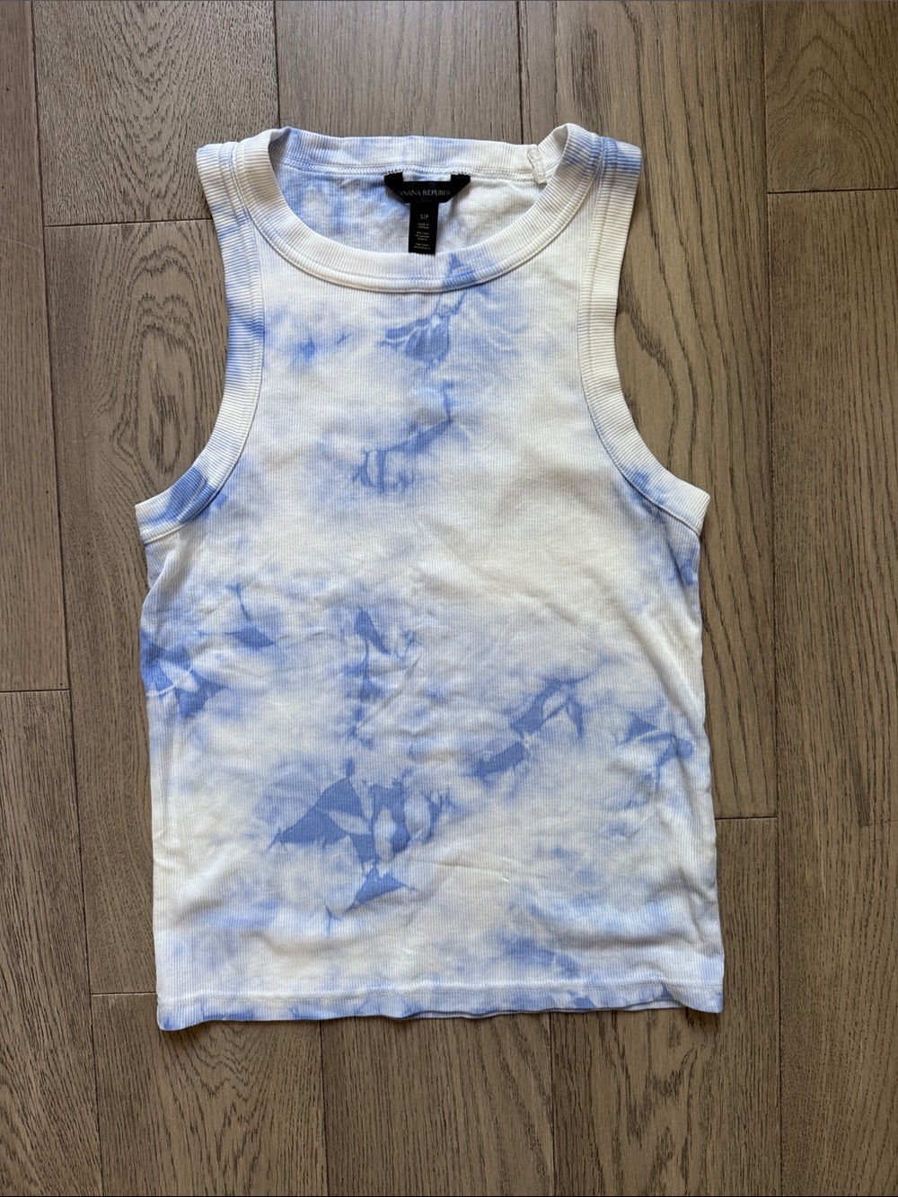 Banana Republic women’s Blue Tie-Dye Ribbed Tank Top